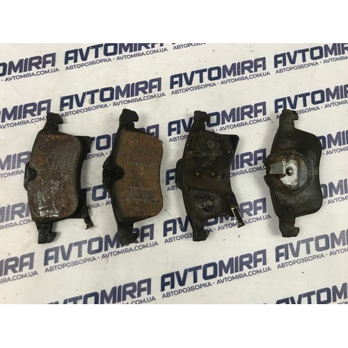 Колодки тормозные передние Opel Zafira B 2005-2011 93189698